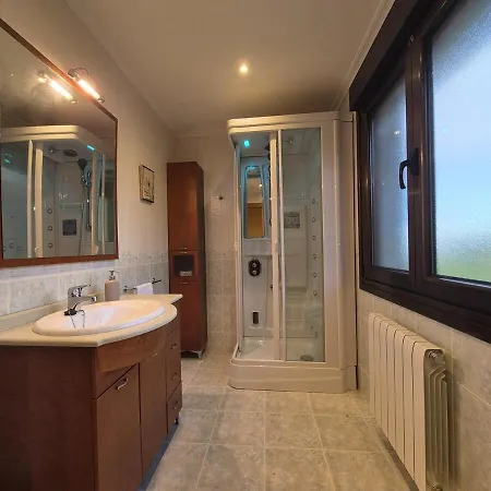 210a Casa Linares Amplia Casa En Holiday home Villaviciosa (Asturias)
