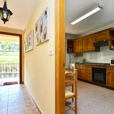 Сasa de vacaciones Privado Con Jardín Cerca De La Playa En *