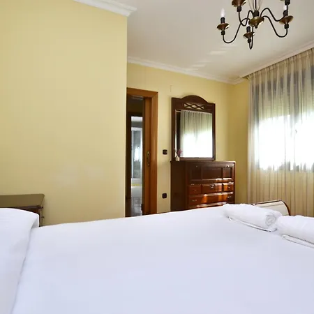 Privado Con Jardín Cerca De La Playa En * Villaviciosa (Asturias)