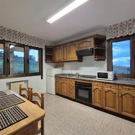 210a Casa Linares Amplia Casa En Villaviciosa Holiday home Villaviciosa (Asturias)