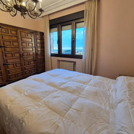 Holiday home 210a Casa Linares Amplia Casa En Villaviciosa