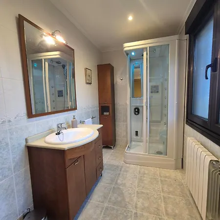 Holiday home 210a Casa Linares Amplia Casa En Villaviciosa Villaviciosa (Asturias)